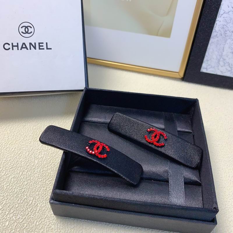 Chanel Hairpin 12lyr5 (2)